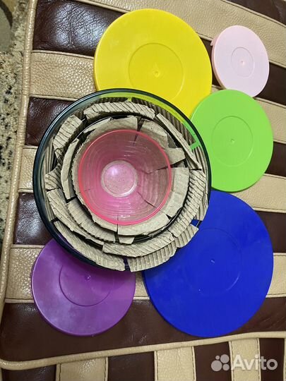 Набор салатников с крышкой