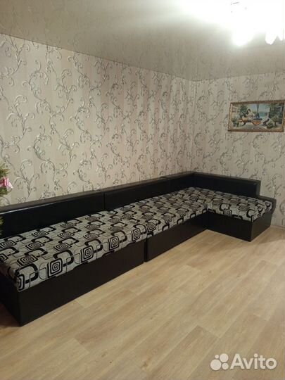 Большой угловой диван раскладной бу