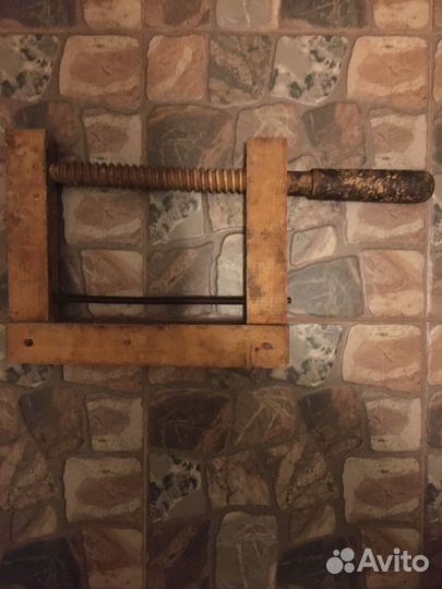 Деревянный пресс