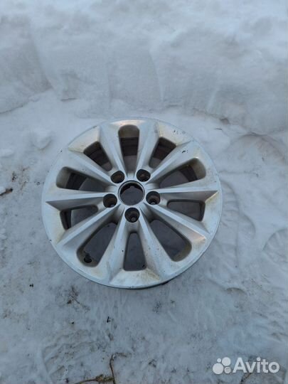 Литой диск R 16 нью актион