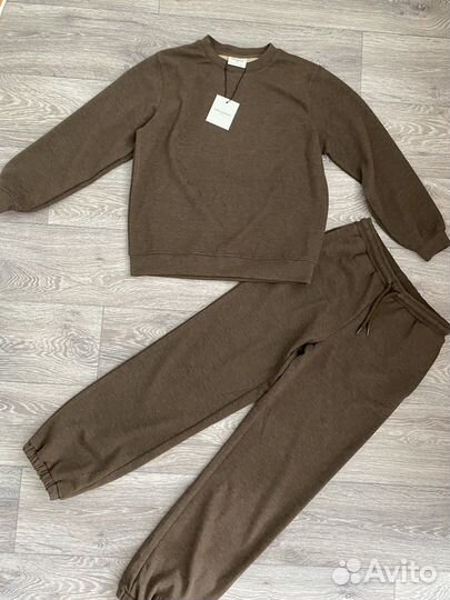 Спортивный костюм Sofie Schnoor