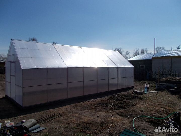 Теплица домик