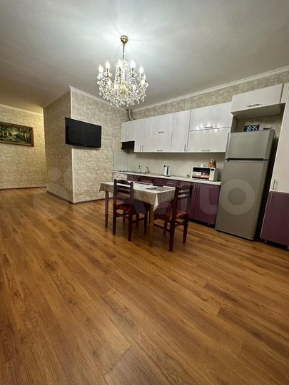 2-к. квартира, 75 м², 1/3 эт.