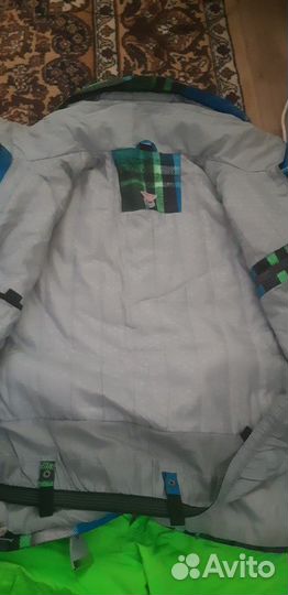 Горнолыжный костюм