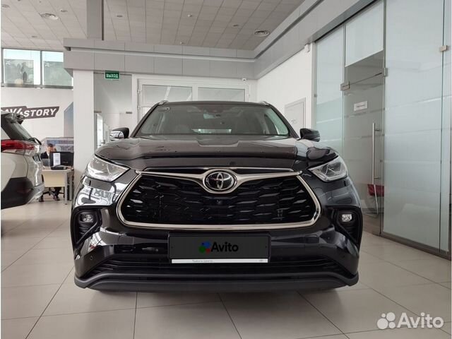 Toyota Highlander 3.5 AT, 2022