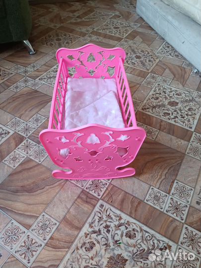 Кровать для кукол