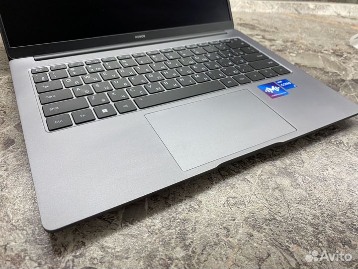 Honor x14 2024 i5 12450H/16/512 новый/гарантия