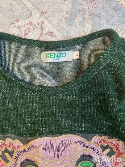 Свитер женский