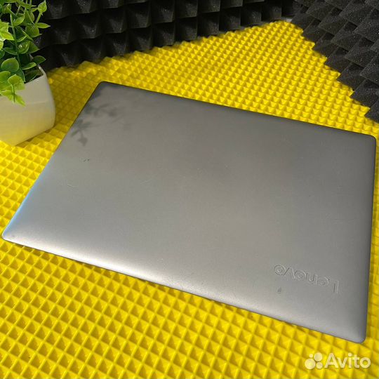 Ноутбук Lenovo 120s