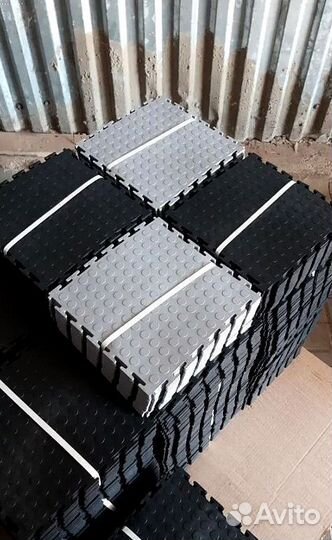 Модульная плитка для гаража