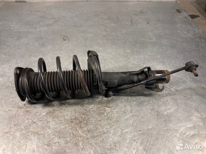 Амортизатор передний левый правый Mazda 3 BK BL