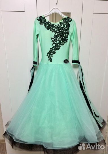 Платье для бальных танцев