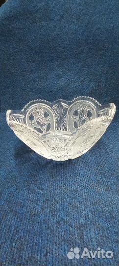 Хрустальная ваза