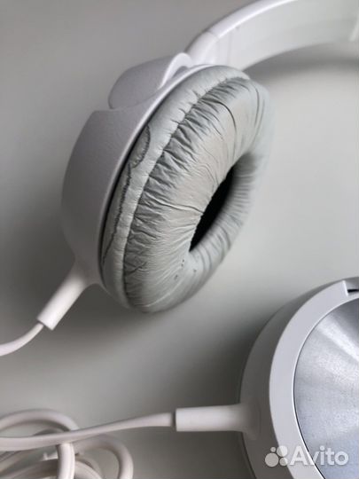 Наушники Sony проводные