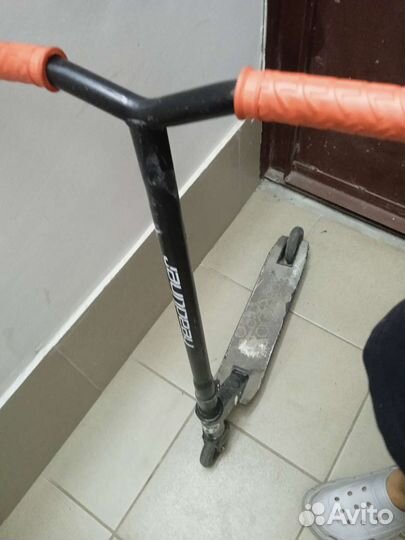 Трюковой самокат