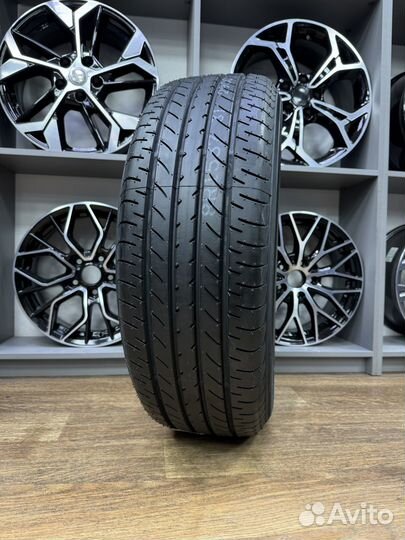 Yokohama BluEarth E51B 225/60 R18 100H