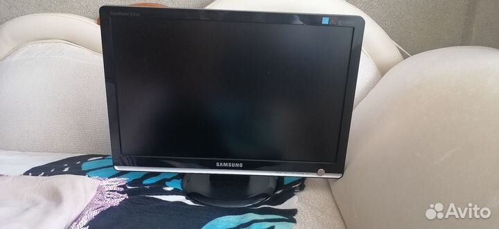 Монитор Samsung 19 дюймов