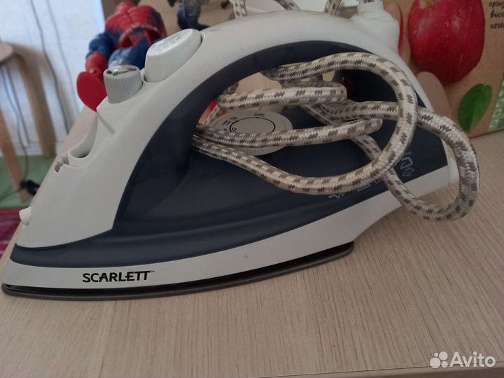 Утюг Scarlett