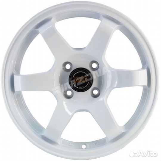 Литой диск rays R17 4x100. Новые диски