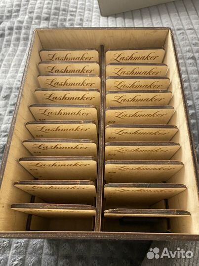 Лэшбокс на 20 планшетов деревянный