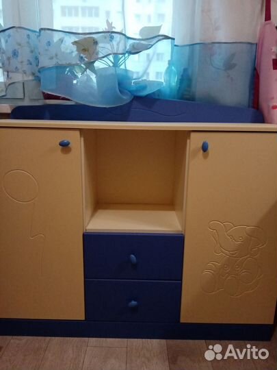 Стеллаж детский