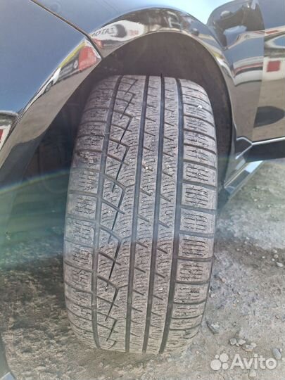 Yokohama W.Drive V902B 245/40 R18 и 265/35 R18