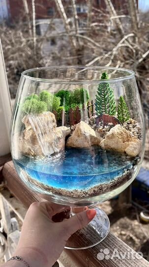 Моссариум со светящимся водоёмом