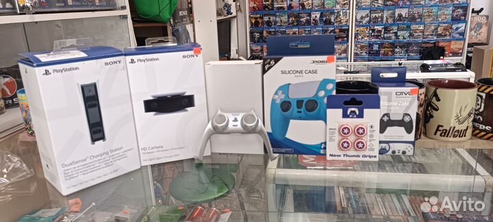 Аксессуары к приставкам