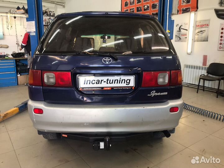 Фаркоп Toyota Ipsum 1995-2003, Gaia 1998-2004