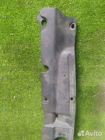 Накладка замка капота Honda Cr-V RD7 K24A 2006