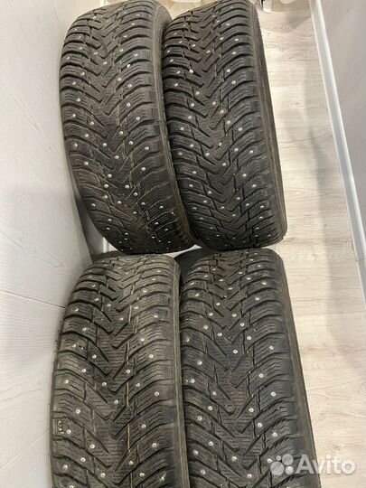 Nokian Tyres Hakkapeliitta 8 SUV 235/50 R19 103T