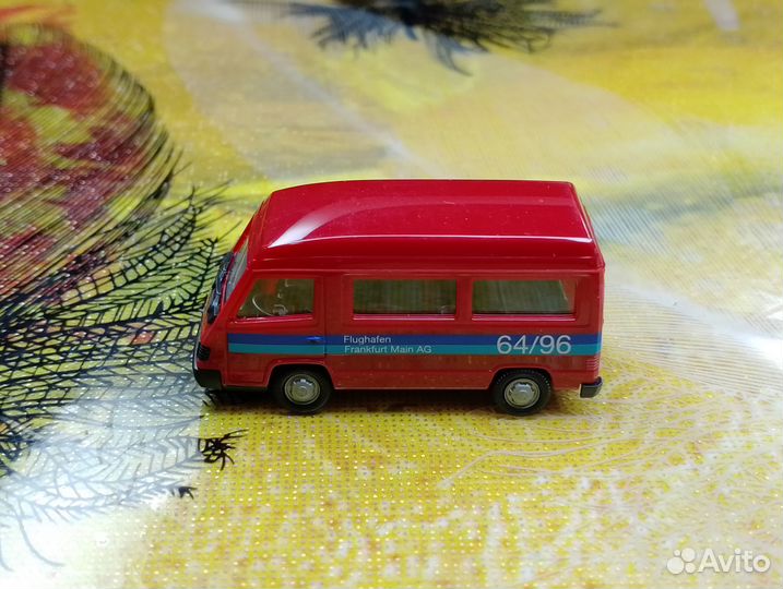 Mercedes Benz 100D Bus (1981-1996)