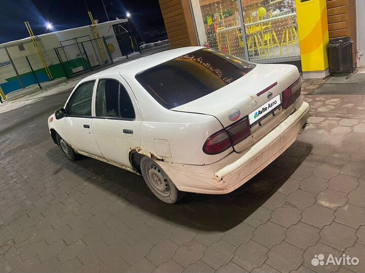 Nissan Pulsar 1.5 AT, 1997, 200 000 км