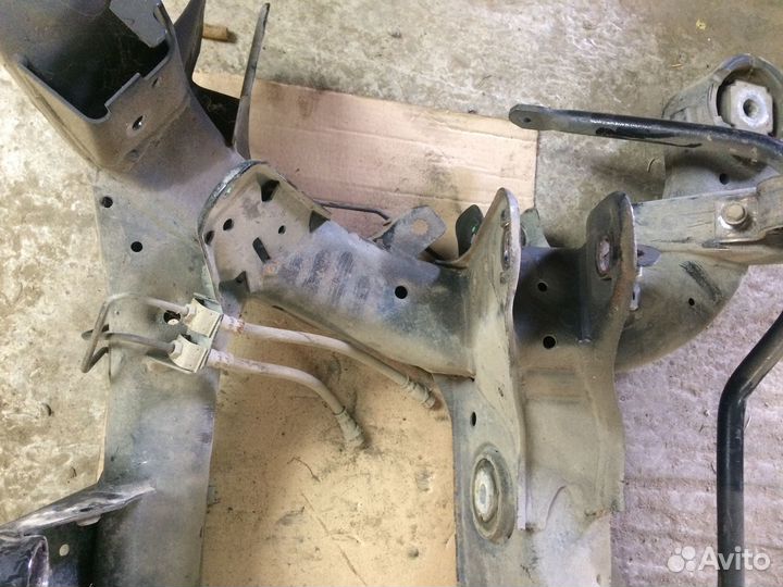 Задняя балка