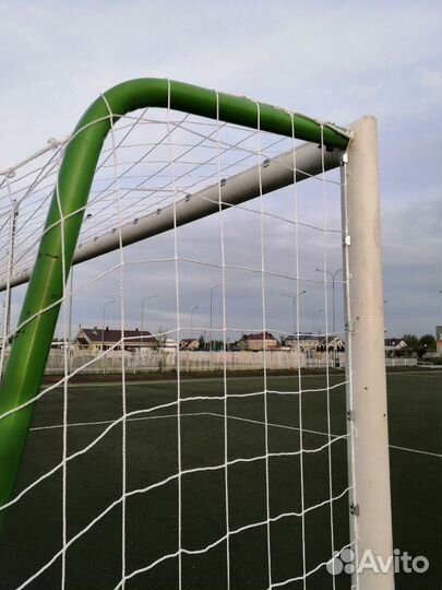 Футбольная сетка крепление