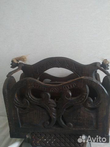 Газетница из тикового дерева