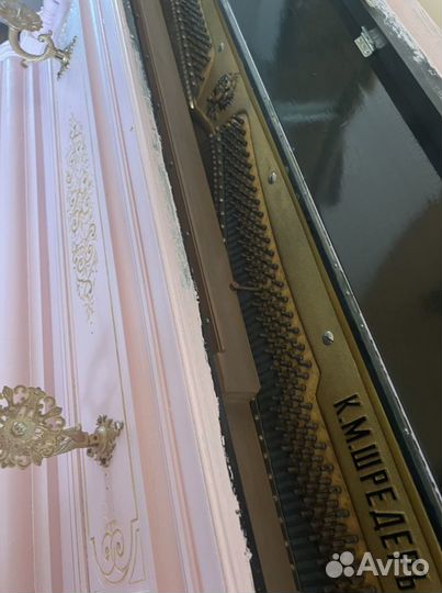 Антикварное пианино C.M. Schroder