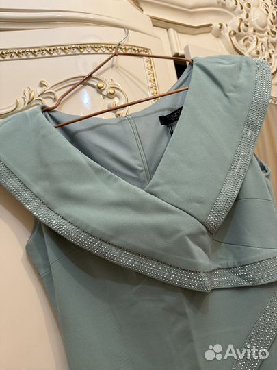 Новое Вечернее платье миди 42 44