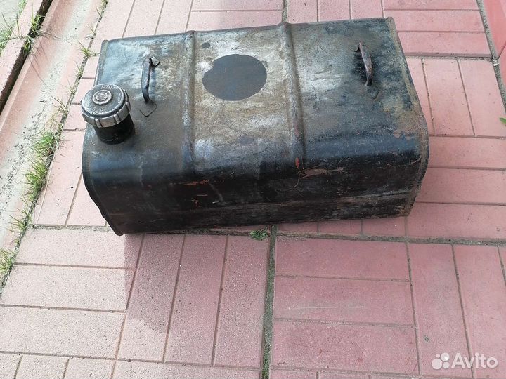 Канистра для бензина 40литров