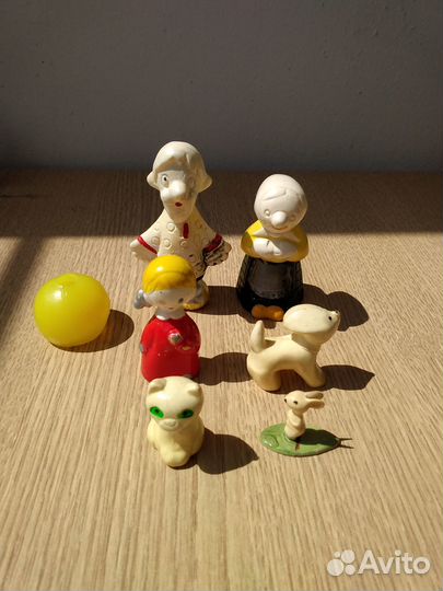 Игрушки фигурки СССР колкий пластик и литая резина
