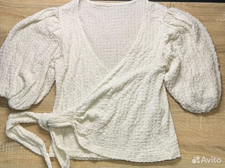 Блузка monki 44 размер