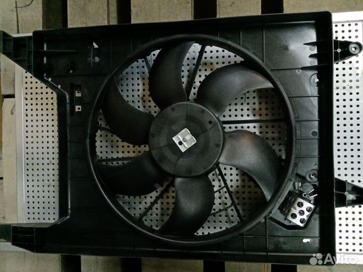 Вентилятор охлаждения Renault
