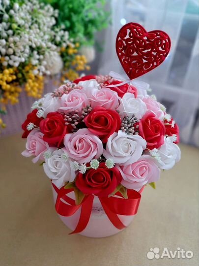 Букеты из мыльных роз