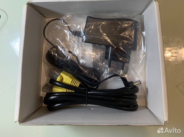 Роутер + мод Smart Box Giga (Keenetic KN-1010)