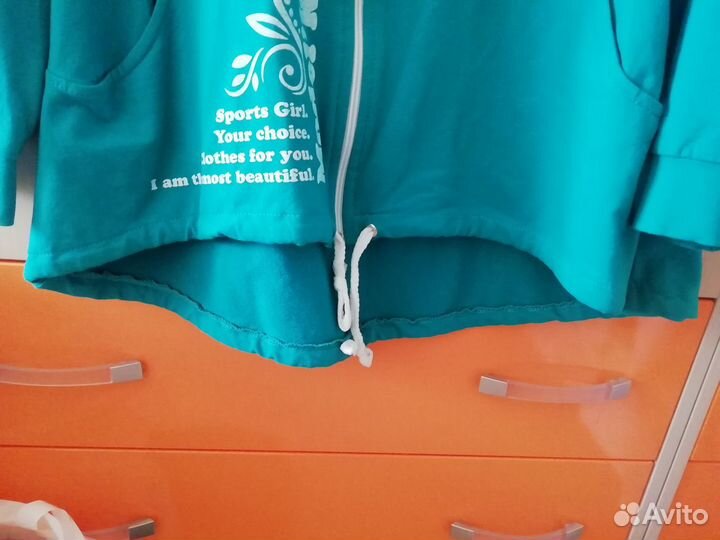 Кофта удлинённая на девочку