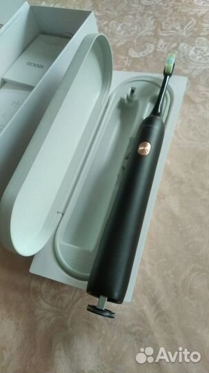 Электрическая зубная щетка soocas