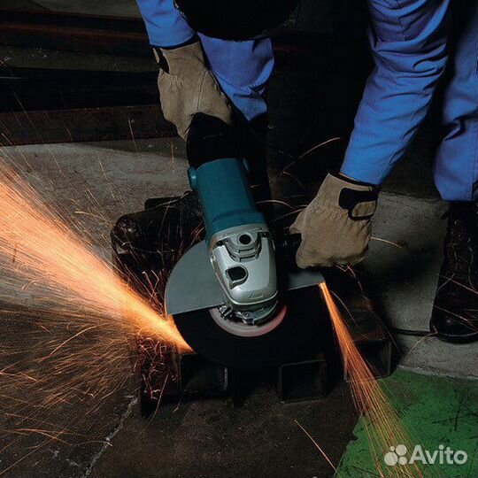 Слесарь сборщик