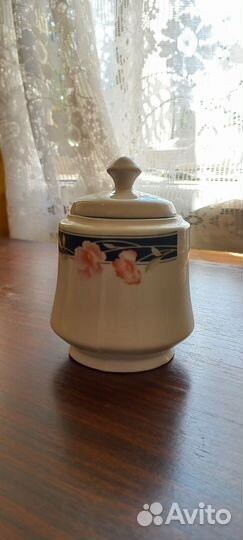 Чайный сервиз на 12 персон