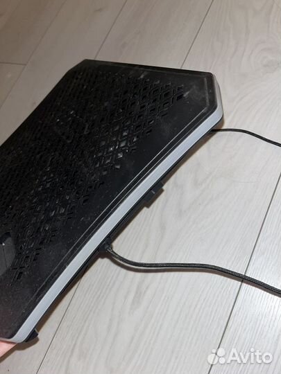 Подставка для охлаждения ноутбука