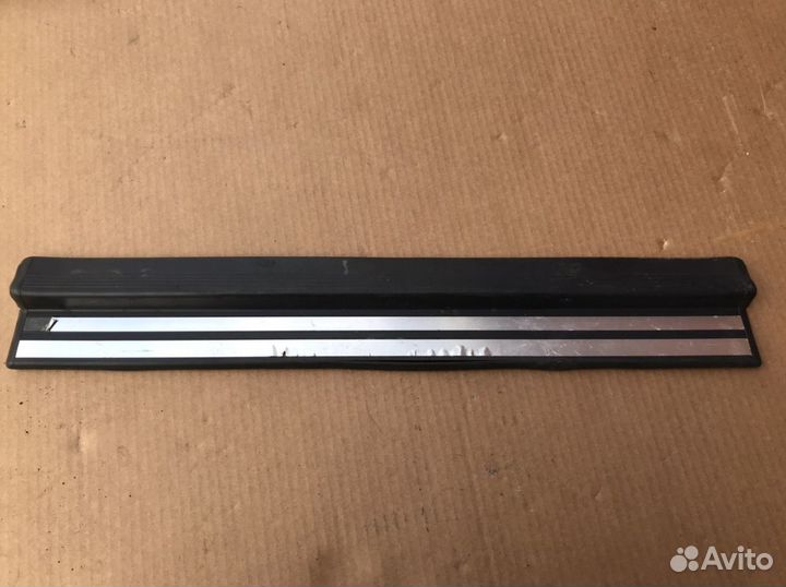 Накладка на порог Mercedes-Benz W210, 2106800135fj